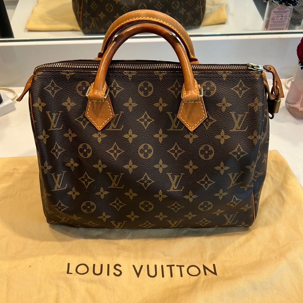MINT Authentic Louis Vuitton Speedy 30